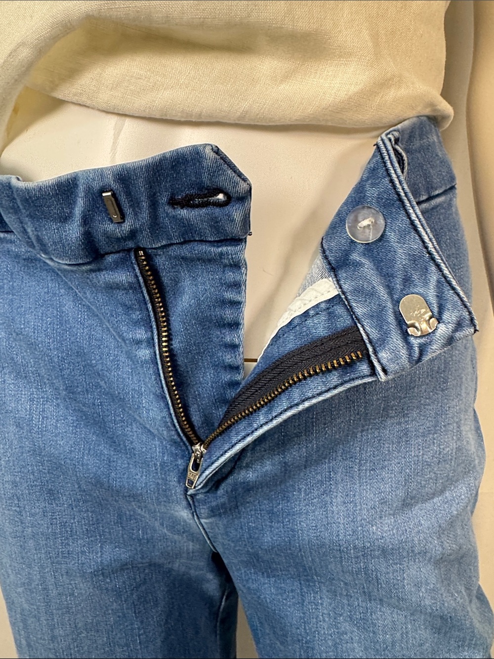 Frank & Eileen Kinsale High Rise Performance Denim Crop Pants Size 6 Raw Hem 25” - Picture 4 of 12